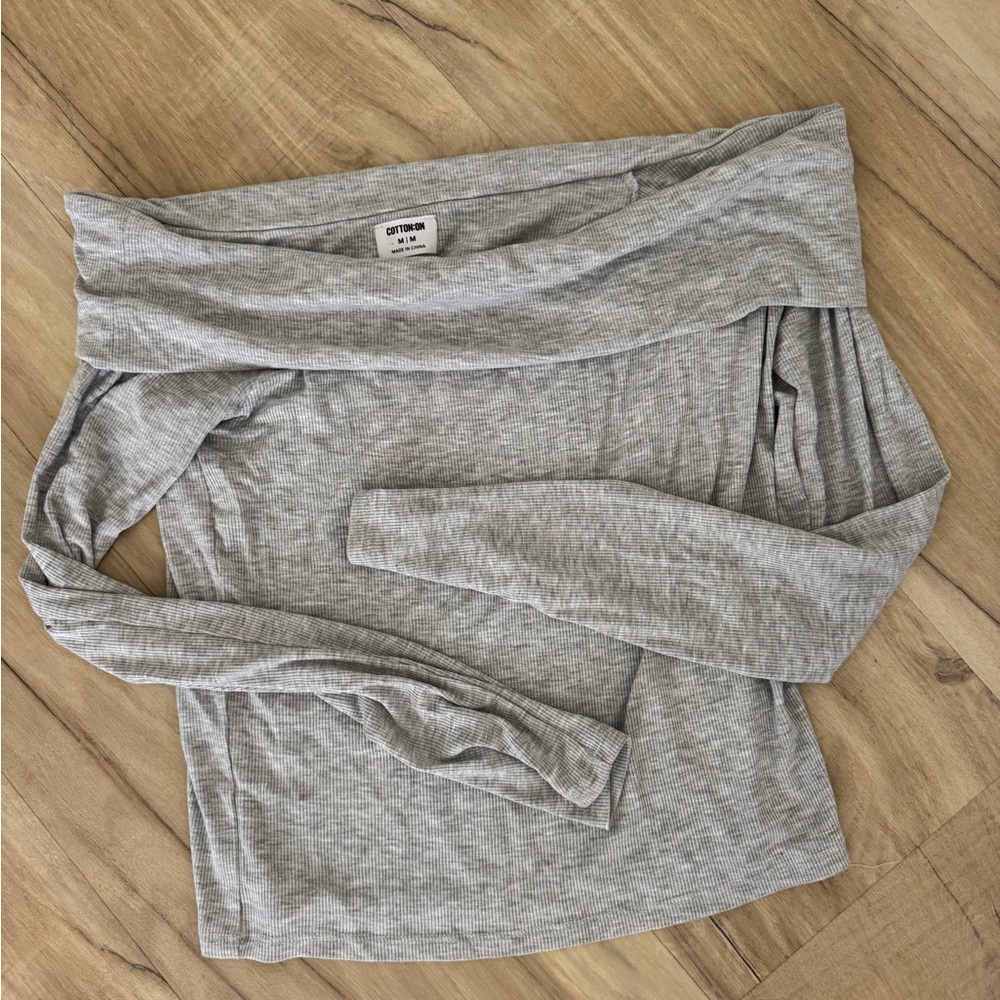 Cotton On Light Gray Off-Shoulder Long Sleeve Top
